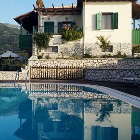 Villa Milia Ayios Nikitas Bagian luar foto