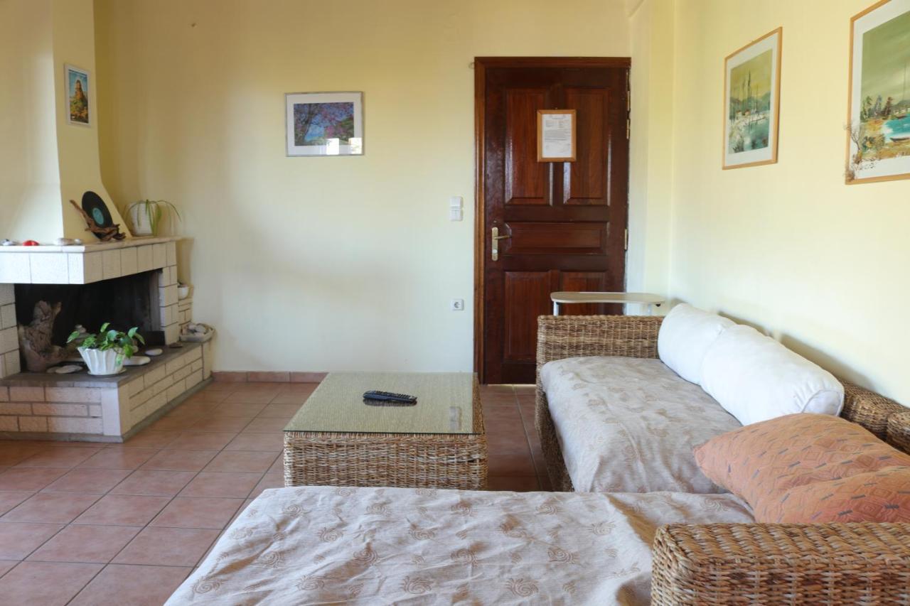 Villa Milia Ayios Nikitas Bagian luar foto
