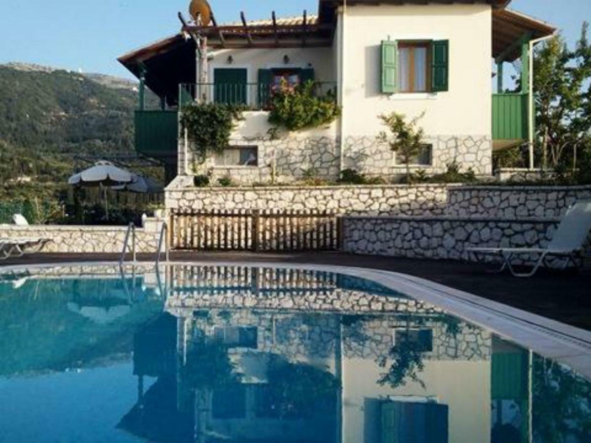 Villa Milia Ayios Nikitas Bagian luar foto